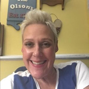 Meet your Posher, Vicky